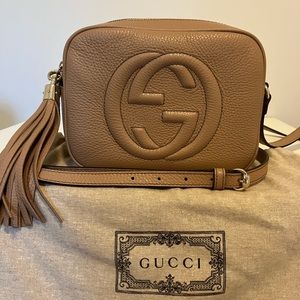 Gucci Pebbled Calfskin Small Soho Disco crossbody bag